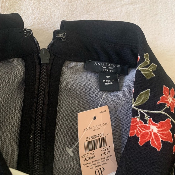 Anne Taylor dress - Picture 6 of 6